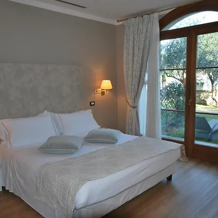 Готель Maria Au - Estella Italia 4*