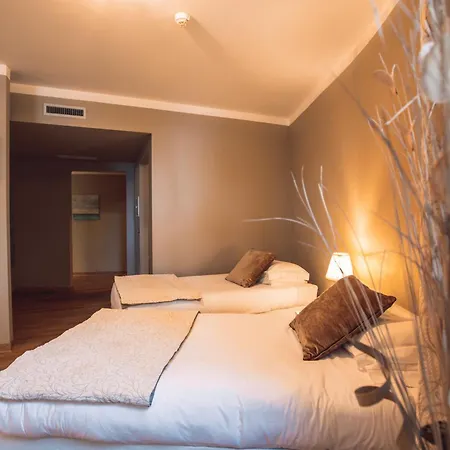 Maria Au - Estella Italia 4* Тосколано-Мадерно